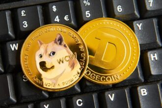 Grayscale has filed to convert its Dogecoin Trust into an ETF, appointing Coinbase as the prime broker and custodian. Discover the latest crypto ETF developments.