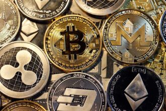 Kraken is in advanced talks for a new financing round, potentially valuing the cryptocurrency exchange at $20 billion ahead of an IPO.