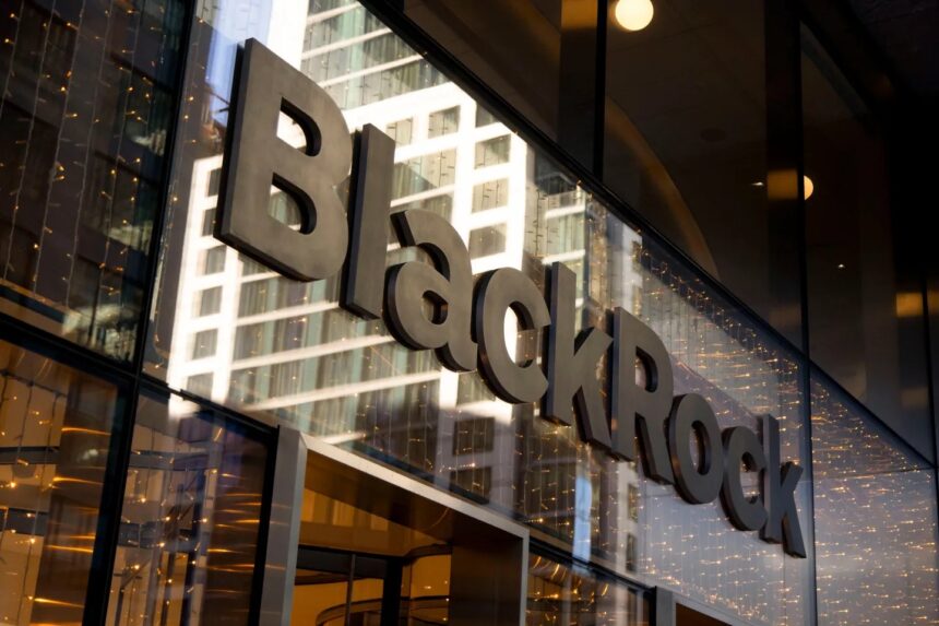 BlackRock iShares Bitcoin Trust inflows and BUIDL tokenized fund growth chart