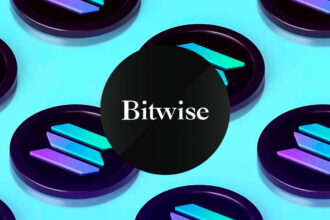 Solana logo with financial graphs, symbolizing stablecoins and tokenization